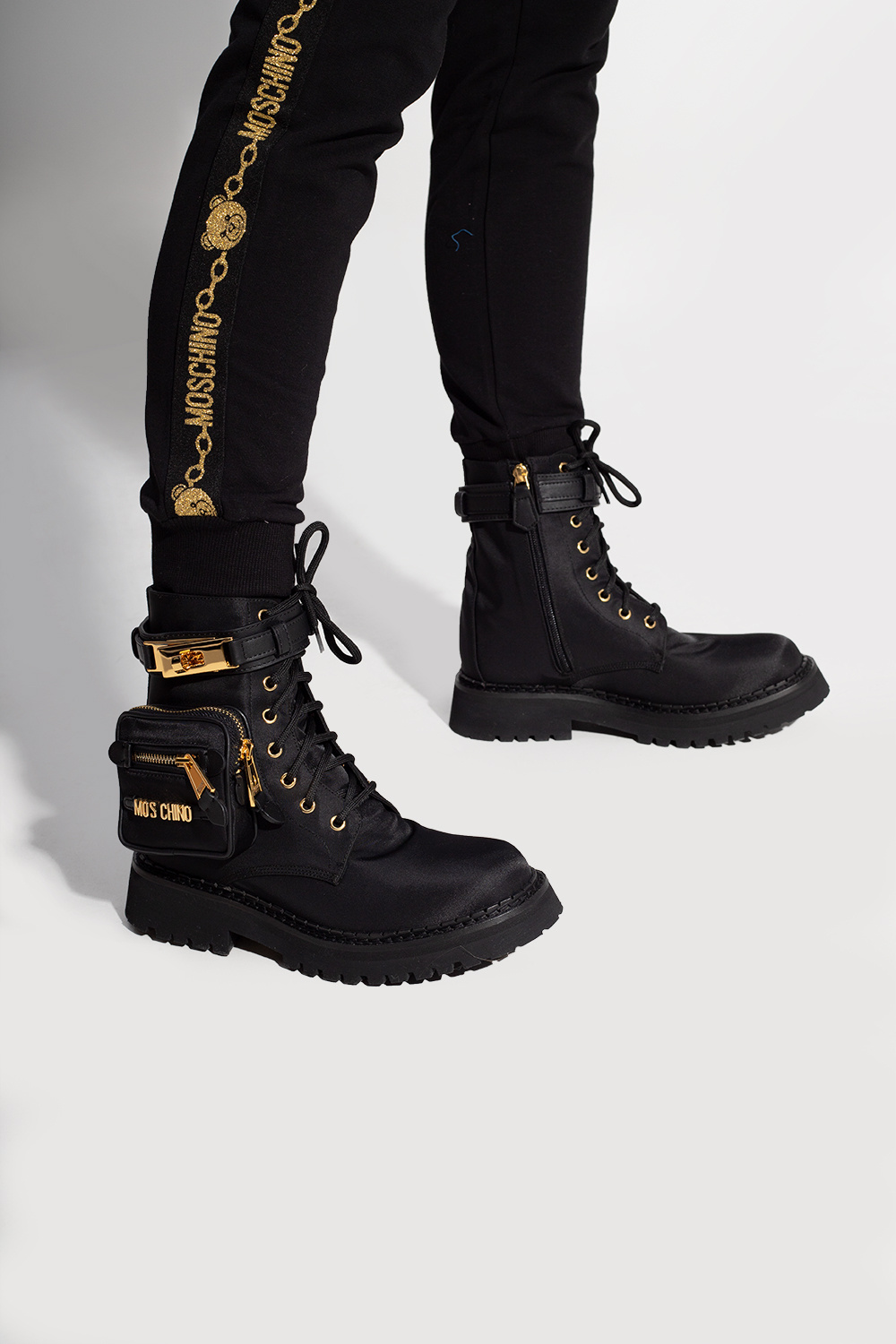 Mens 2024 moschino boots